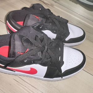 Nike Jordan's like brand new barely worn